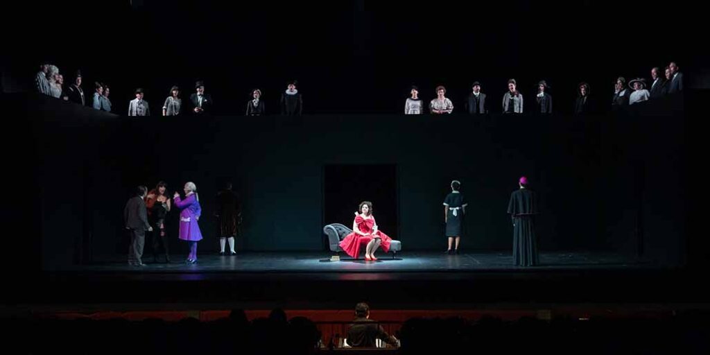 Scherzo: Oviedo. ‘La Regenta’ en el Campoamor: Vetusta en Oviedo
