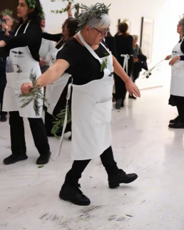 performance: andar por las ramas de Marisa Manchado